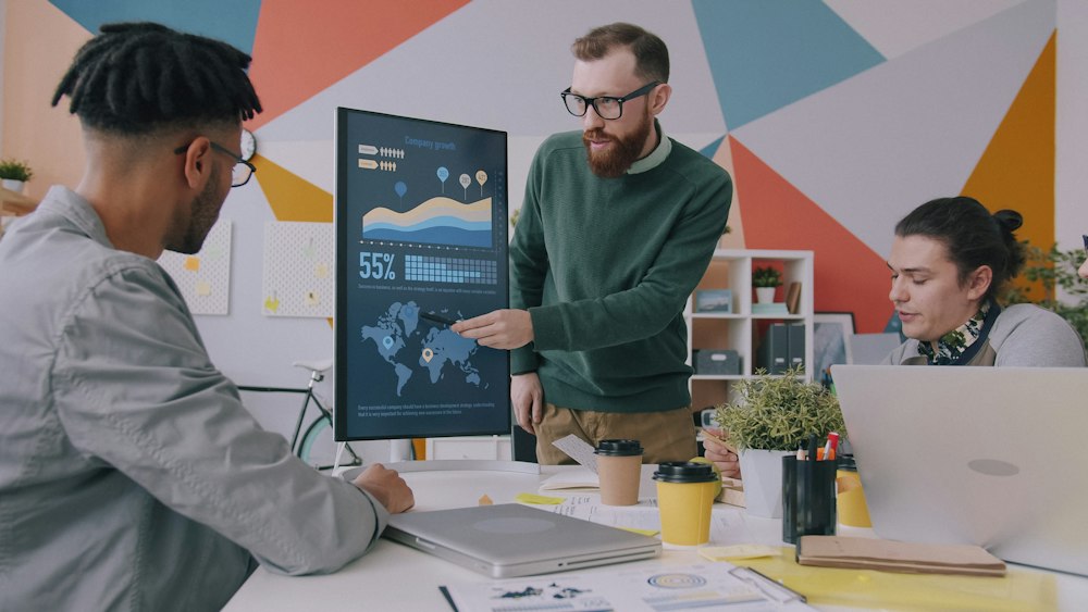 Advisors comparing plans for a customer